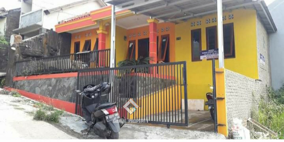 Rumah di Perum Putri Dinar Garut