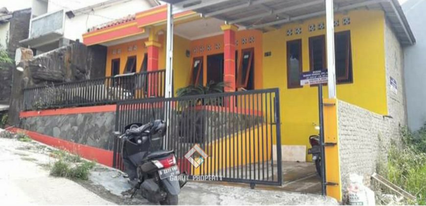 Rumah di Perum Putri Dinar Garut