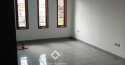 Rumah di Perum Putri Dinar Garut