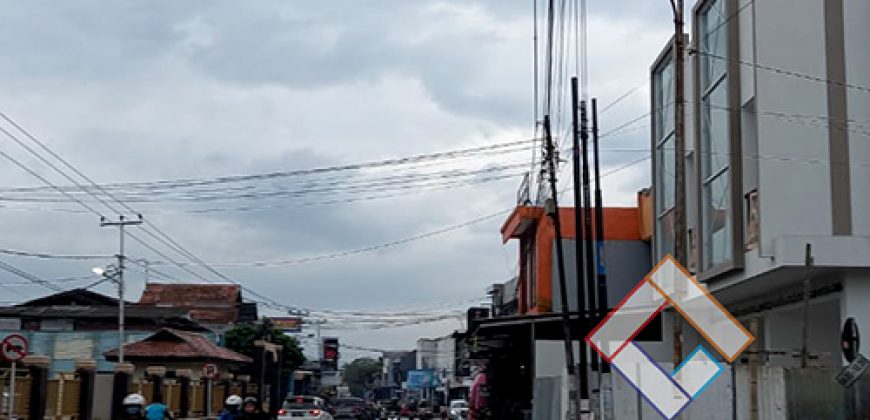 Ruko di Jalan Merdeka Garut