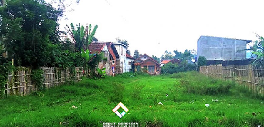 Tanah di Cikajang