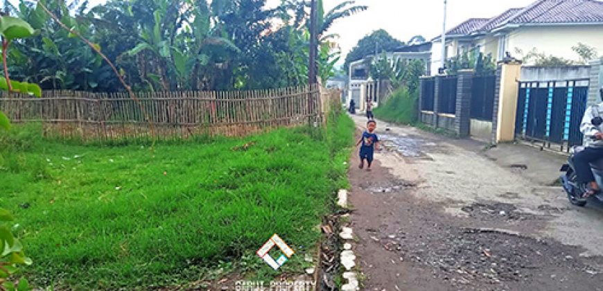 Tanah di Cikajang